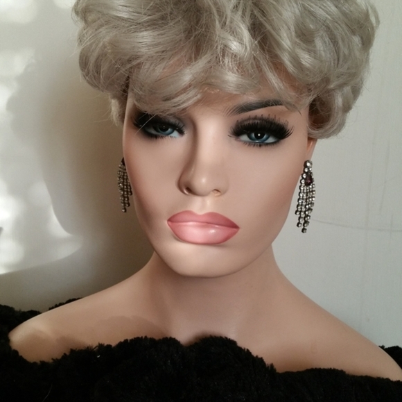 Vintage purple and diamond like dangle earrings - Picture 4 of 6